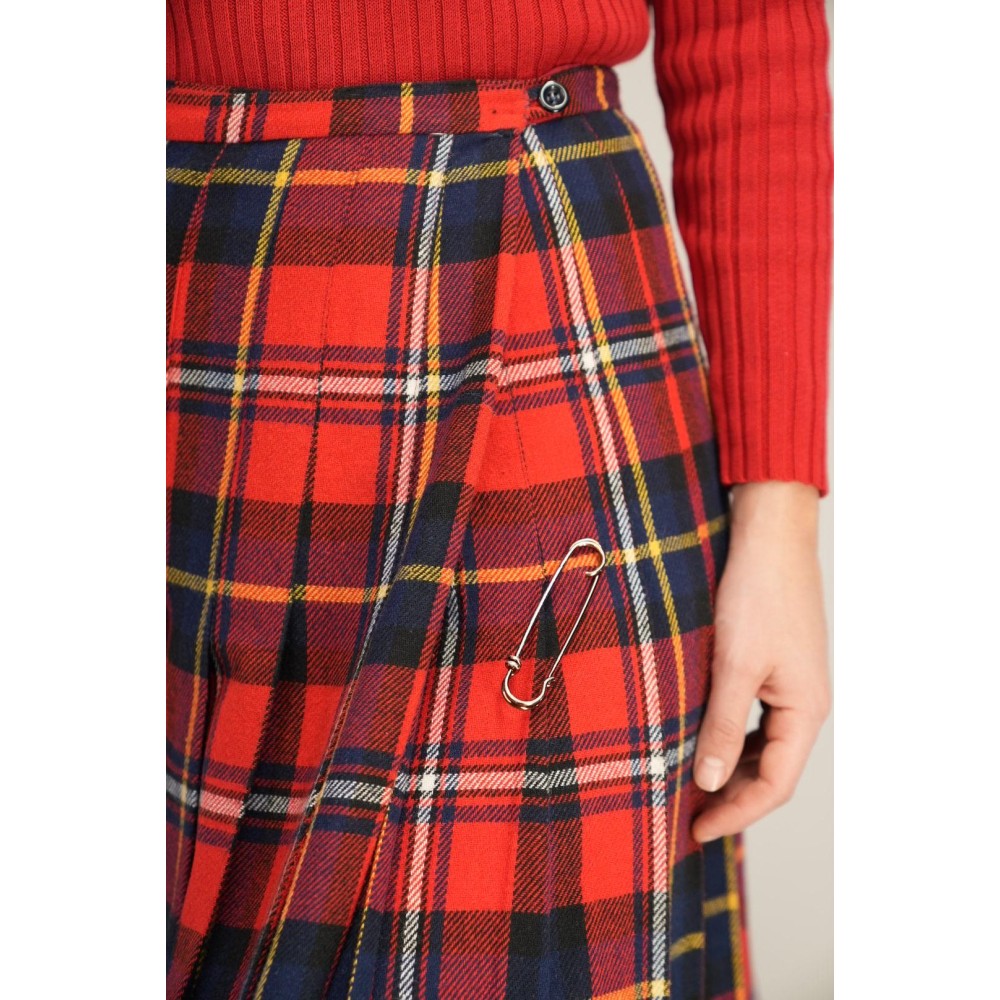 Red Tartan Pleated Midi Skirt Classic Kilt-Inspired Style